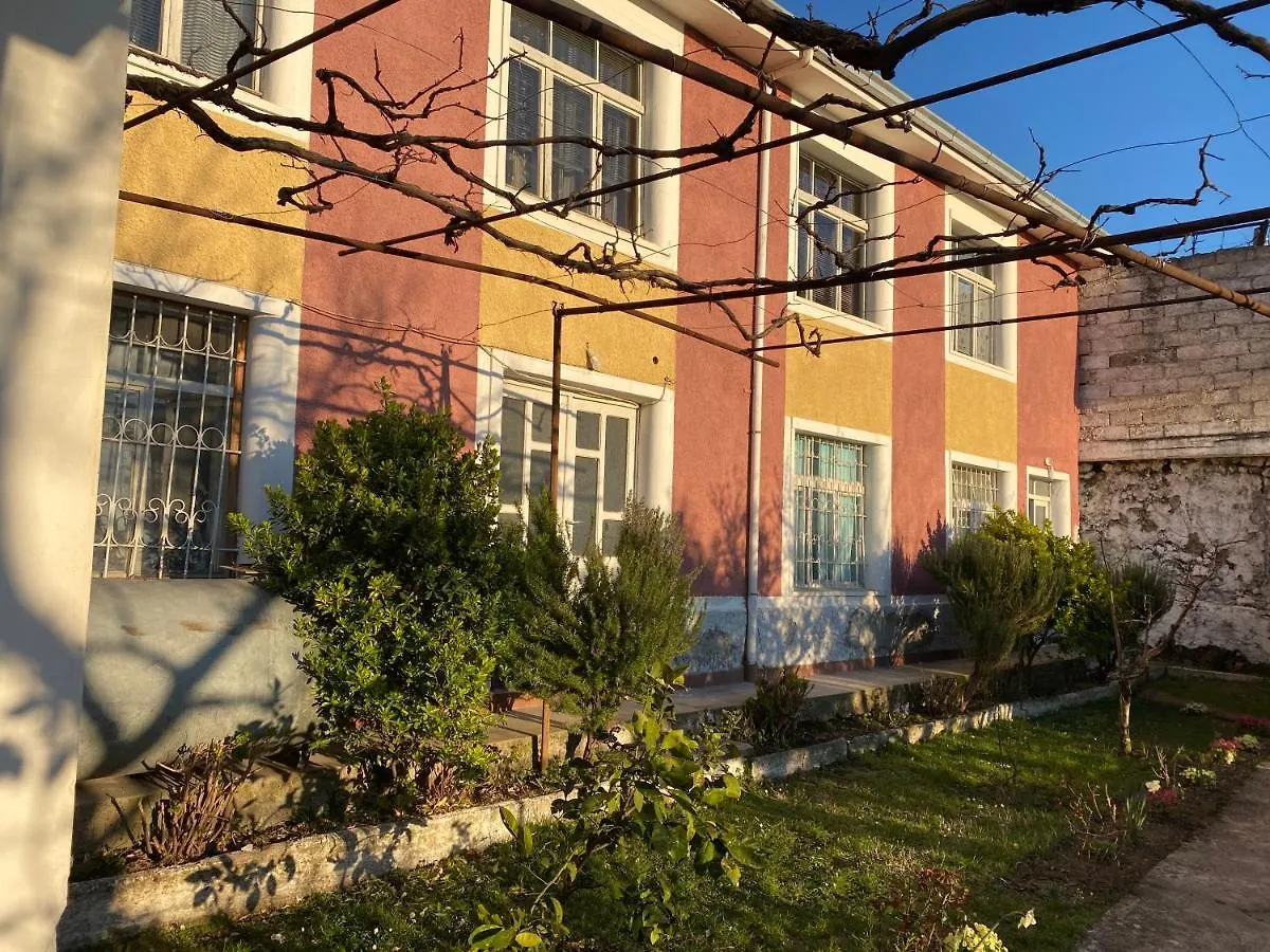 Vila Llulla Krujë